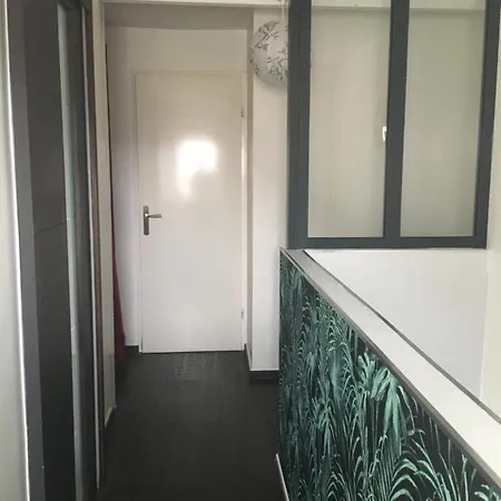 Chambre Privee Dans Maison En Colocation Roissy-en-France